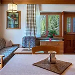 Cesa Soramurat 3 Apartmán